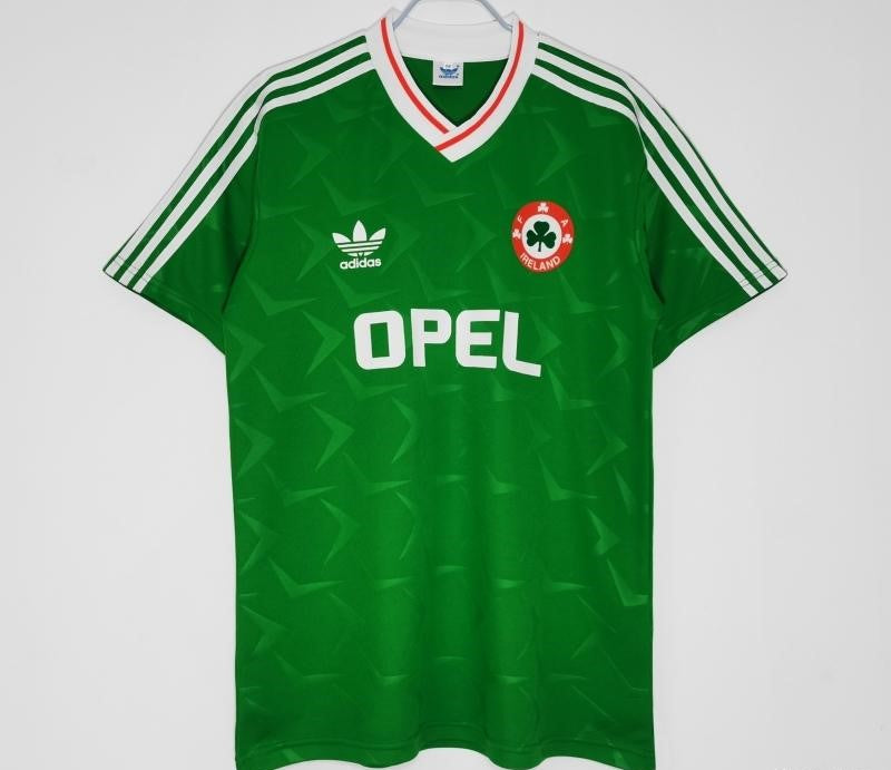 Retro Ireland 1990/92 Home Jersey